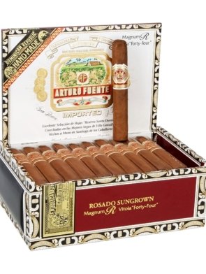 Arturo_Fuente_Magnum_Rosado_44_Cigar_Box.jpg