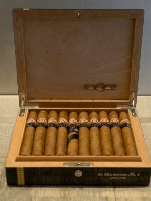 EGM_Cigars_42_of_59.jpg