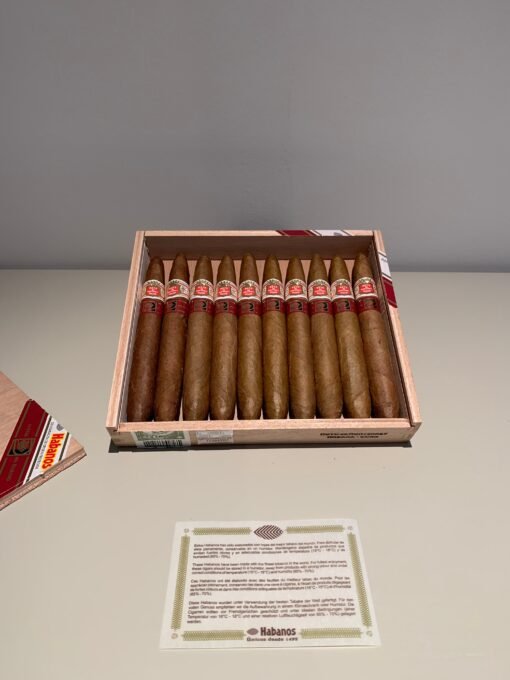 Hoyo de Monterrey Elegantes Cigar LCDH - Image 5